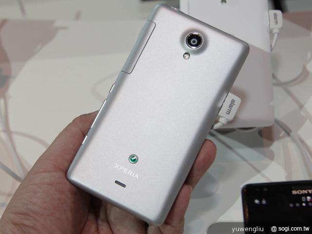 Sony手機、平板新機齊發 Xperia TX 十月登台【IFA 2012】 Sony手機、平板新機齊發 Xperia TX 十月登台【IFA 2012】