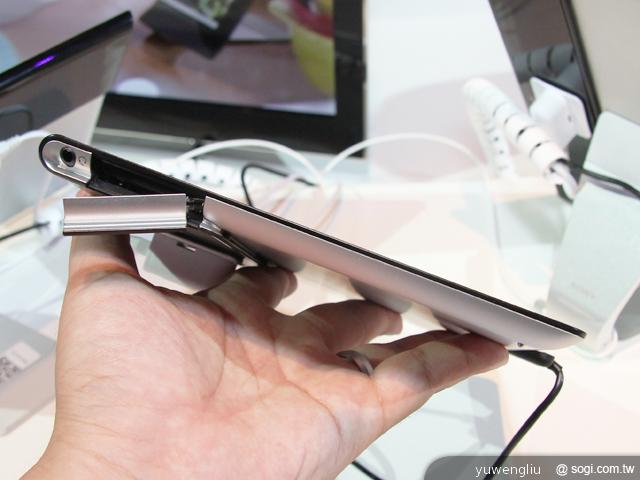 Sony手機、平板新機齊發 Xperia TX 十月登台【IFA 2012】 Sony手機、平板新機齊發 Xperia TX 十月登台【IFA 2012】