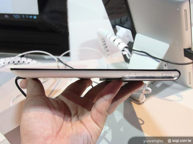 Sony手機、平板新機齊發 Xperia TX 十月登台【IFA 2012】 Sony手機、平板新機齊發 Xperia TX 十月登台【IFA 2012】