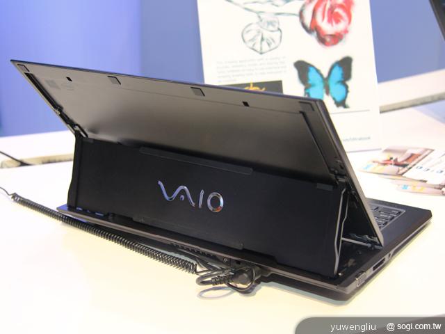 Sony手機、平板新機齊發 Xperia TX 十月登台【IFA 2012】 Sony手機、平板新機齊發 Xperia TX 十月登台【IFA 2012】