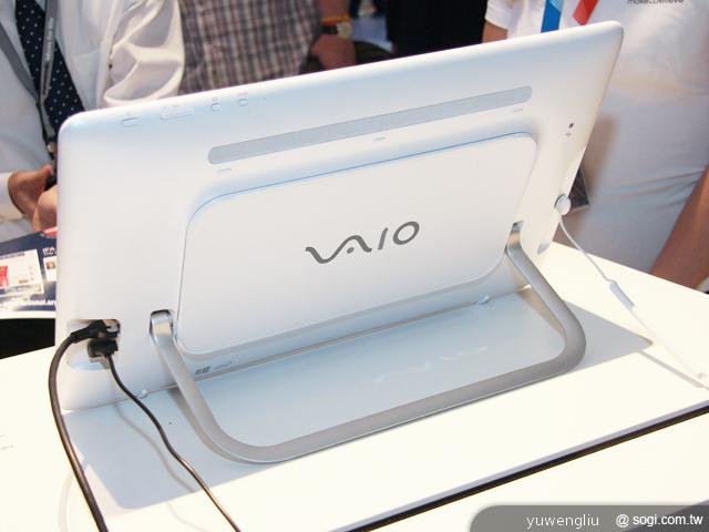 Sony手機、平板新機齊發 Xperia TX 十月登台【IFA 2012】 Sony手機、平板新機齊發 Xperia TX 十月登台【IFA 2012】