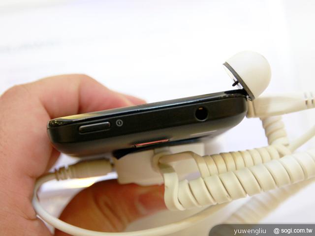 華為Ascend D1 Quad XL四核旗艦 效能實測好強悍【IFA 2012】 華為Ascend D1 Quad XL四核旗艦 效能實測好強悍【IFA 2012】