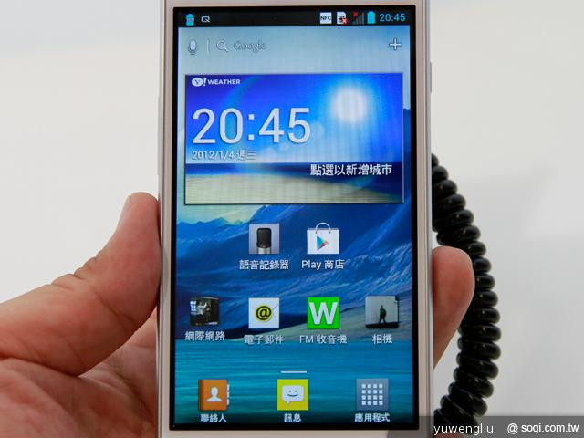 4.7吋中階新秀LG Optimus L9 德國實測【IFA 2012】 4.7吋中階新秀LG Optimus L9 德國實測【IFA 2012】