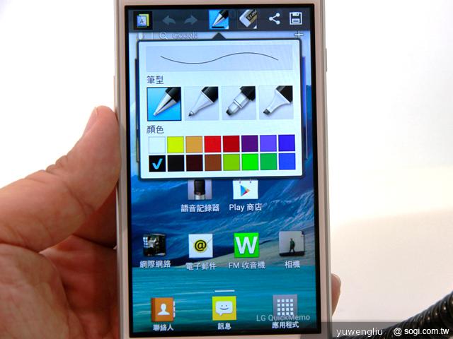 4.7吋中階新秀LG Optimus L9 德國實測【IFA 2012】 4.7吋中階新秀LG Optimus L9 德國實測【IFA 2012】