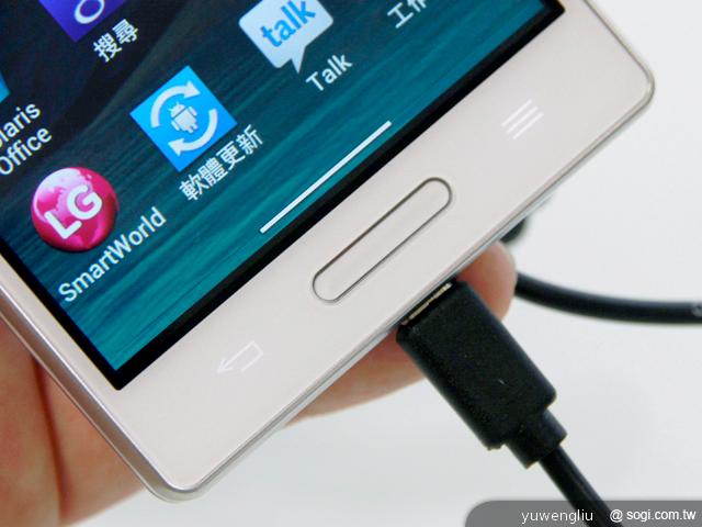 4.7吋中階新秀LG Optimus L9 德國實測【IFA 2012】 4.7吋中階新秀LG Optimus L9 德國實測【IFA 2012】