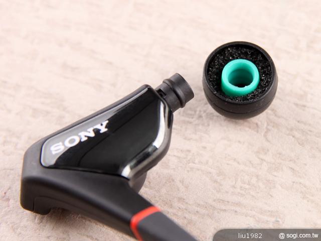 索尼XBA-NC85D 輕巧長效降噪耳機 音樂不間斷 索尼XBA-NC85D 輕巧長效降噪耳機 音樂不間斷