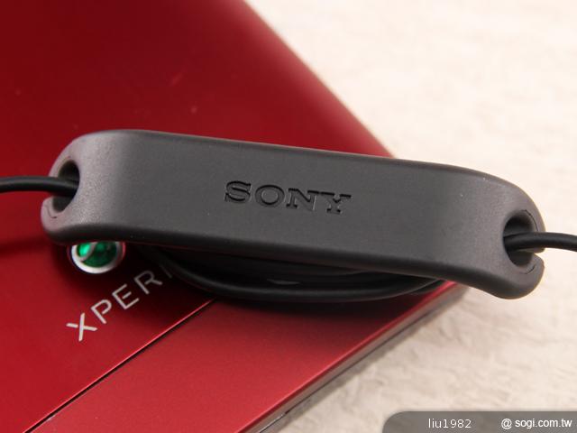 索尼XBA-NC85D 輕巧長效降噪耳機 音樂不間斷 索尼XBA-NC85D 輕巧長效降噪耳機 音樂不間斷