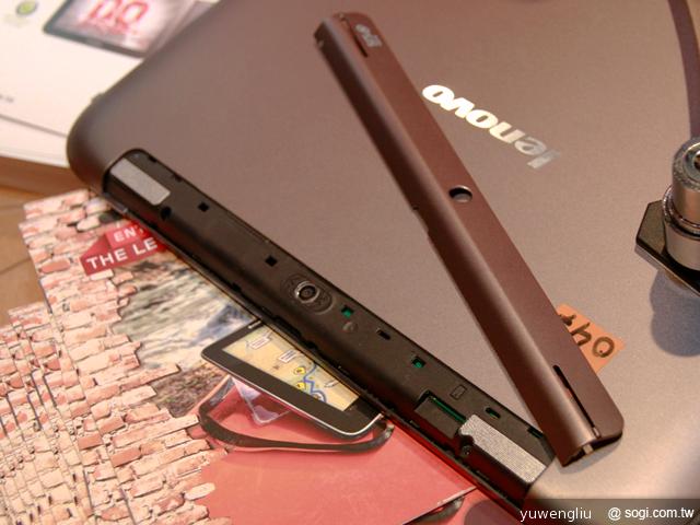 聯想展出IdeaTab安卓平板新品、Win8筆電Yoga【IFA 2012】 聯想展出IdeaTab安卓平板新品、Win8筆電Yoga【IFA 2012】