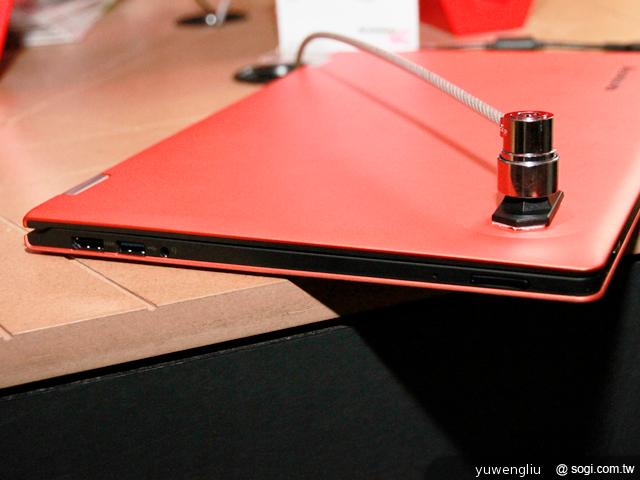 聯想展出IdeaTab安卓平板新品、Win8筆電Yoga【IFA 2012】 聯想展出IdeaTab安卓平板新品、Win8筆電Yoga【IFA 2012】