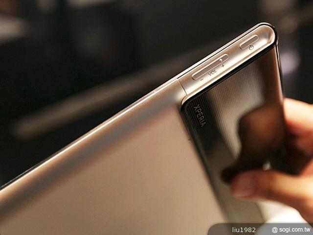 Sony Xperia Tablet S防潑水平板 台灣全球首賣