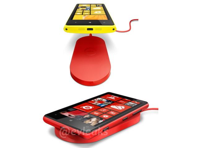 支援無線充電？疑似NOKIA Lumia 920、820新機曝光
