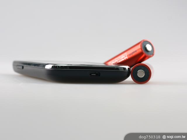 三星GALAXY Ace A＋i619平價亞太智慧輕選擇