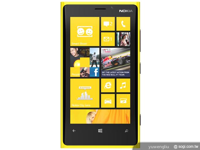 諾基亞Lumia 920、820微軟新機發表 年底前上市 諾基亞Lumia 920、820微軟新機發表 年底前上市