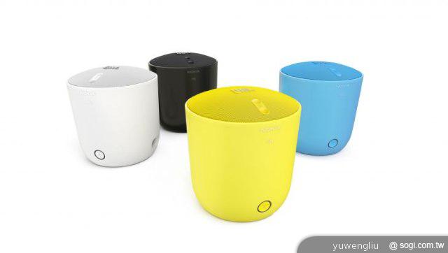 諾基亞Lumia 920、820微軟新機發表 年底前上市 諾基亞Lumia 920、820微軟新機發表 年底前上市