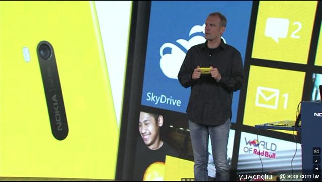 諾基亞Lumia 920、820微軟新機發表 年底前上市 諾基亞Lumia 920、820微軟新機發表 年底前上市