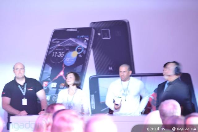 MOTO安卓機海RAZR HD、RAZR MAXX HD、RAZR M齊發 MOTO安卓機海RAZR HD、RAZR MAXX HD、RAZR M齊發