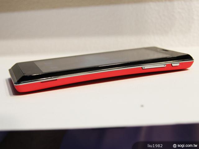 Sony Xperia J平價輕薄智慧機 最快10月台灣推出 Sony Xperia J平價輕薄智慧機 最快10月台灣推出