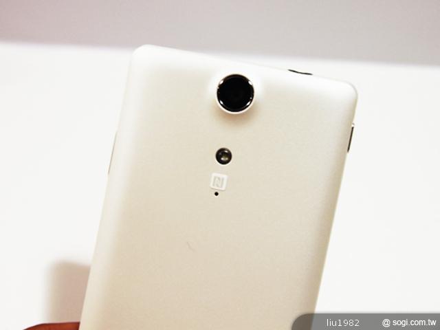 索尼新旗艦Xperia TX、Xperia T外觀與功能速看 索尼新旗艦Xperia TX、Xperia T外觀與功能速看