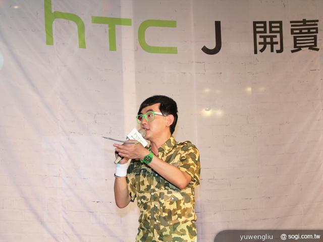 偶像團體「乃木坂46」空降台灣 代言HTC J手機吸買氣 偶像團體「乃木坂46」空降台灣 代言HTC J手機吸買氣