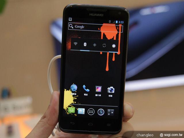 華為Ascend D1 Quad 四核旗艦 深圳搶先測! 華為Ascend D1 Quad 四核旗艦 深圳搶先測!