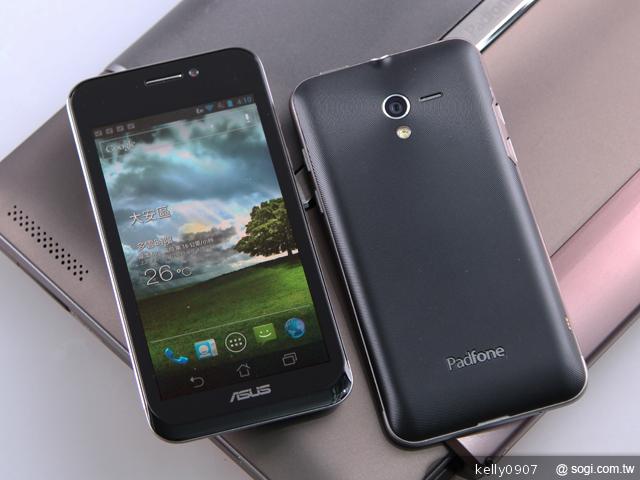 【新色】ASUS PadFone變形手機尊爵黑 典雅登場 【新色】ASUS PadFone變形手機尊爵黑 典雅登場