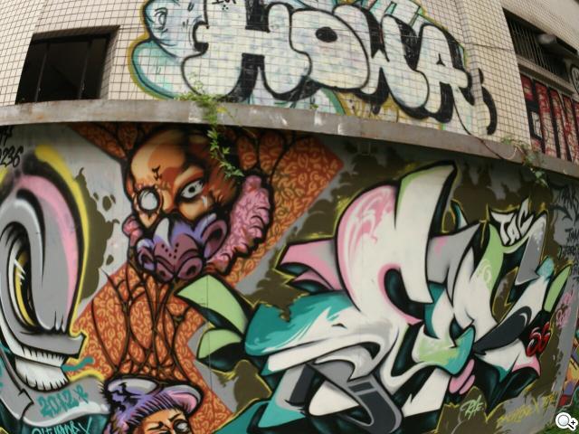 【相機】13MP旗艦機Sony Xperia TX看西門町電影場景 【相機】13MP旗艦機Sony Xperia TX看西門町電影場景