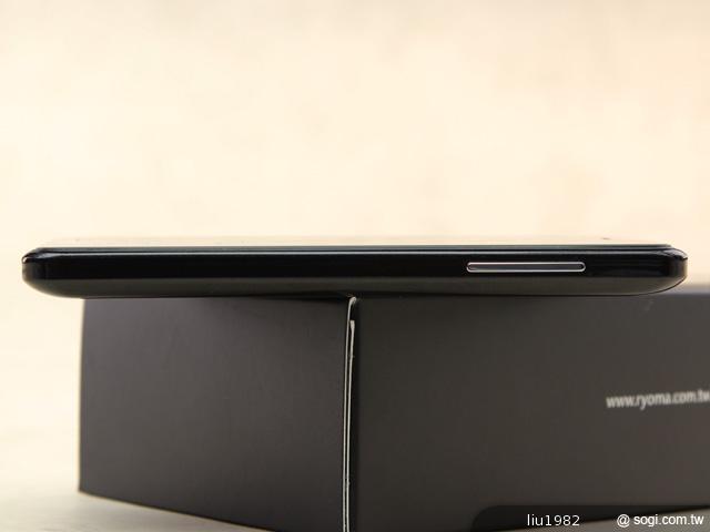 RYOMA M1S 主打台灣製造的萬元有找雙核手機 RYOMA M1S 主打台灣製造的萬元有找雙核手機