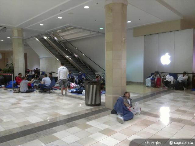 Apple iPhone 5開賣 美國實況直擊轉播 Apple iPhone 5開賣 美國實況直擊轉播