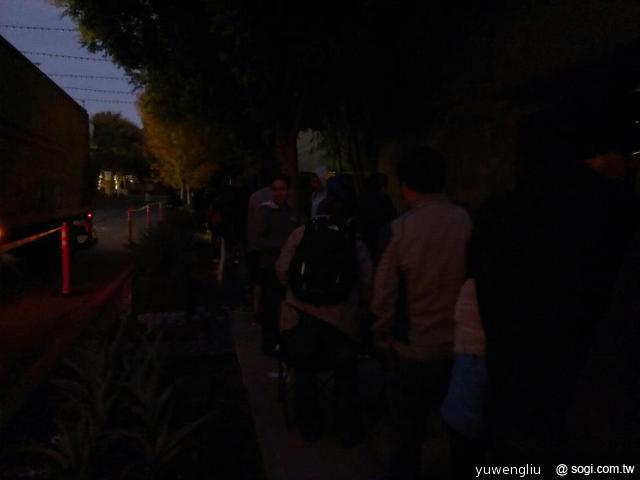 Apple iPhone 5開賣 美國實況直擊轉播 Apple iPhone 5開賣 美國實況直擊轉播