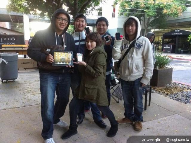 Apple iPhone 5開賣 美國實況直擊轉播 Apple iPhone 5開賣 美國實況直擊轉播