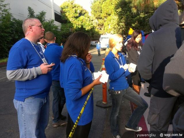 Apple iPhone 5開賣 美國實況直擊轉播 Apple iPhone 5開賣 美國實況直擊轉播