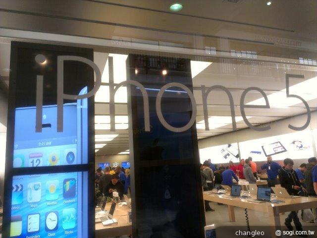 Apple iPhone 5開賣 美國實況直擊轉播 Apple iPhone 5開賣 美國實況直擊轉播