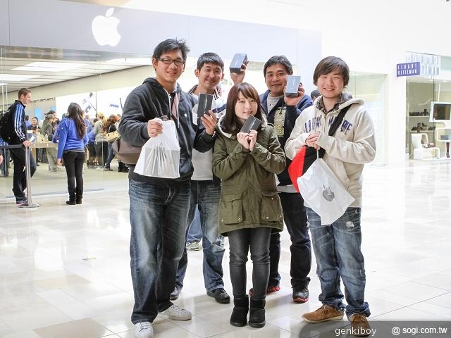 【開箱】Apple iPhone 5美國首賣簡易開箱測試 【開箱】Apple iPhone 5美國首賣簡易開箱測試
