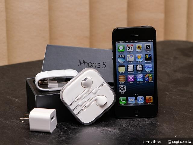【開箱】Apple iPhone 5美國首賣簡易開箱測試 【開箱】Apple iPhone 5美國首賣簡易開箱測試