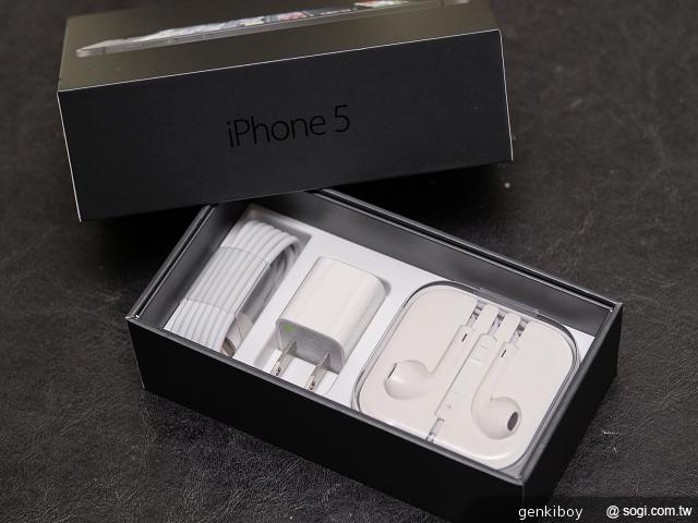 【開箱】Apple iPhone 5美國首賣簡易開箱測試 【開箱】Apple iPhone 5美國首賣簡易開箱測試