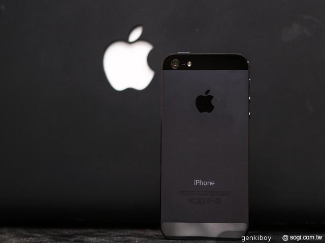 【開箱】Apple iPhone 5美國首賣簡易開箱測試 【開箱】Apple iPhone 5美國首賣簡易開箱測試