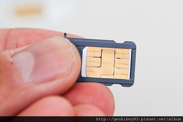 iPhone 5 Nano-SIM 卡剪裁手工藝教學