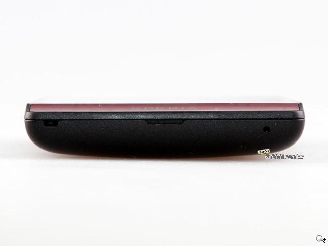3.5吋輕巧娛樂機Sony Xperia miro 主打社群功能 3.5吋輕巧娛樂機Sony Xperia miro 主打社群功能