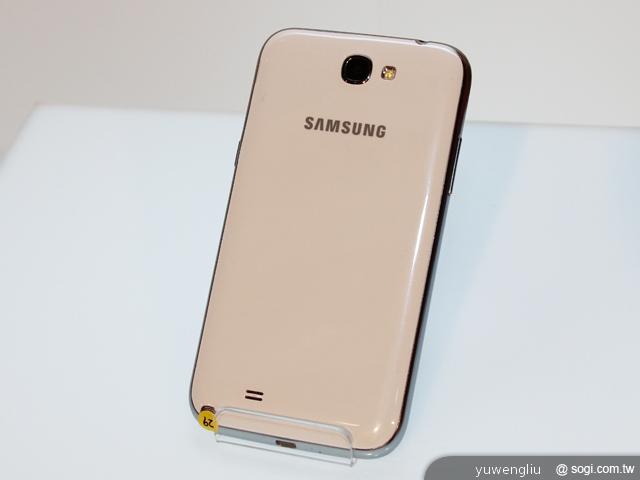 三星GALAXY Note2預購開跑 十月出貨 單機22900起 三星GALAXY Note2預購開跑 十月出貨 單機22900起