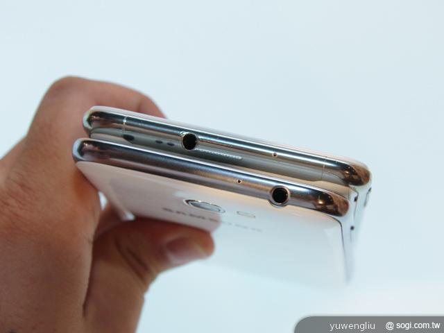 三星GALAXY Note2預購開跑 十月出貨 單機22900起 三星GALAXY Note2預購開跑 十月出貨 單機22900起