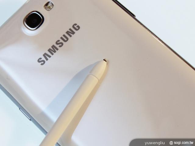 三星GALAXY Note2預購開跑 十月出貨 單機22900起 三星GALAXY Note2預購開跑 十月出貨 單機22900起