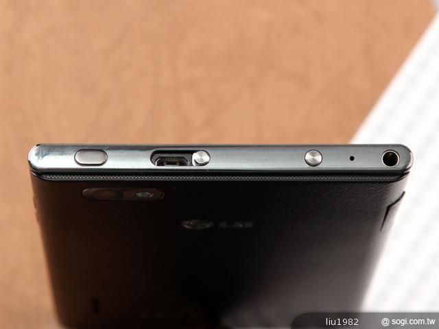 【外觀】5吋四核智慧機新秀 LG Optimus Vu圖賞