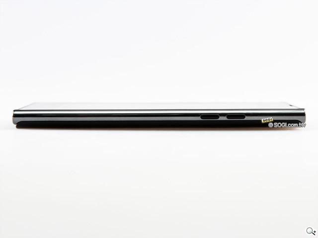 【外觀】5吋四核智慧機新秀 LG Optimus Vu圖賞