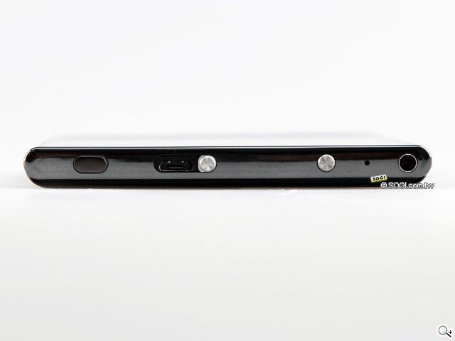 【外觀】5吋四核智慧機新秀 LG Optimus Vu圖賞