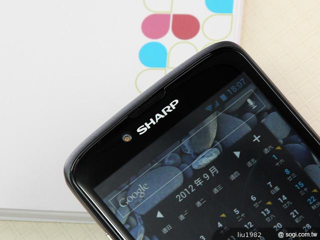 4.5吋2.5D圓弧面玻璃螢幕 夏普SH631W雙核機 4.5吋2.5D圓弧面玻璃螢幕 夏普SH631W雙核機