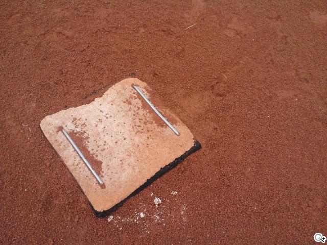 4.5吋2.5D圓弧面玻璃螢幕 夏普SH631W雙核機 4.5吋2.5D圓弧面玻璃螢幕 夏普SH631W雙核機