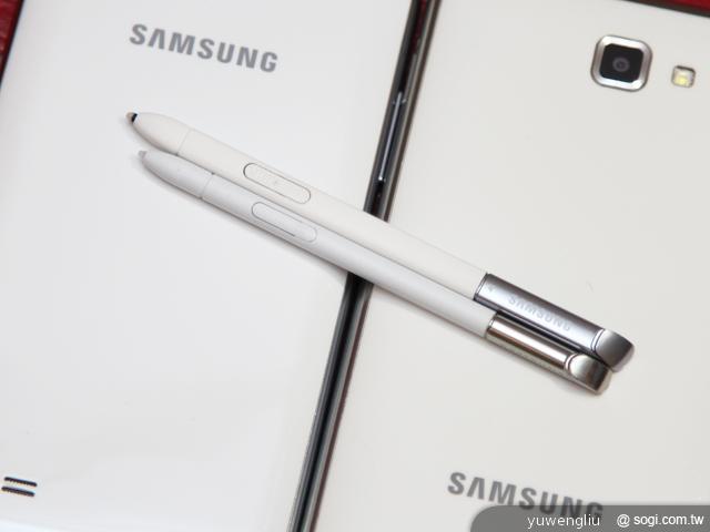 【外觀圖賞】三星GALAXY Note2、Note、S3外型比一比 【外觀圖賞】三星GALAXY Note2、Note、S3外型比一比