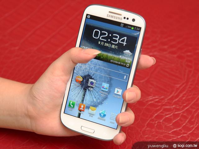 【外觀圖賞】三星GALAXY Note2、Note、S3外型比一比 【外觀圖賞】三星GALAXY Note2、Note、S3外型比一比