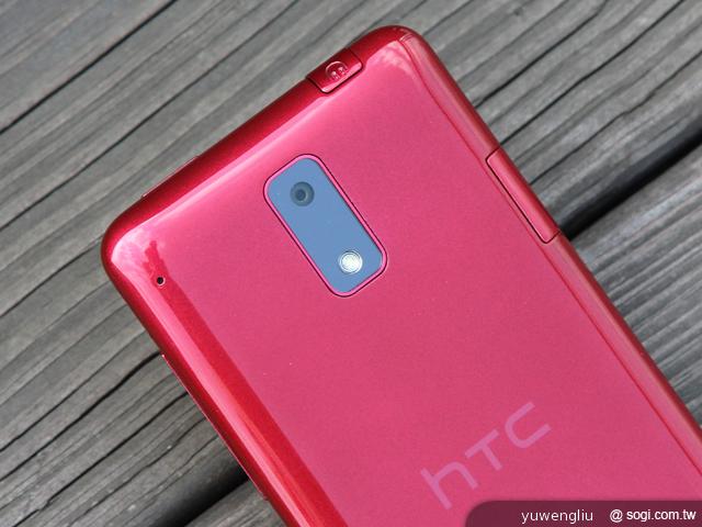 火紅東瀛風 HTC J智慧手機絕美外型圖賞 火紅東瀛風 HTC J智慧手機絕美外型圖賞