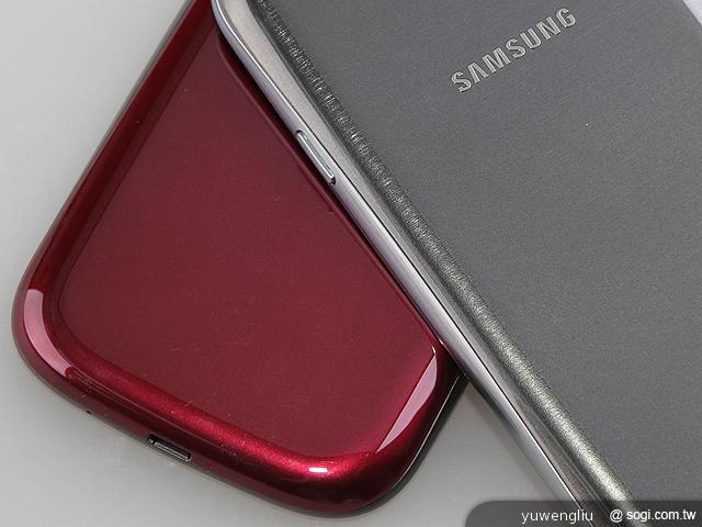 三星GALAXY S3 i9300鈦灰銀、琥珀紅雙色圖賞